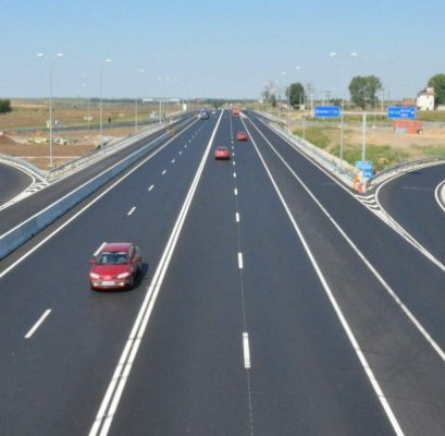 Şoferii vor plăti un tarif de concesiune pentru a putea circula pe autostrăzile din România